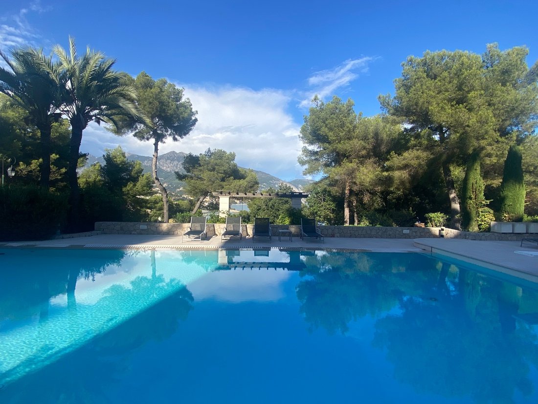 Condo in Cap Martin, Roquebrune-Cap-Martin, France 1 - 15320000