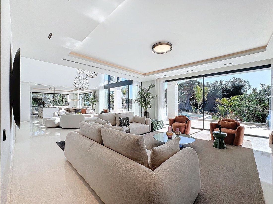 Villa in Sierra Blanca, Marbella, Spain 2 - 15323738