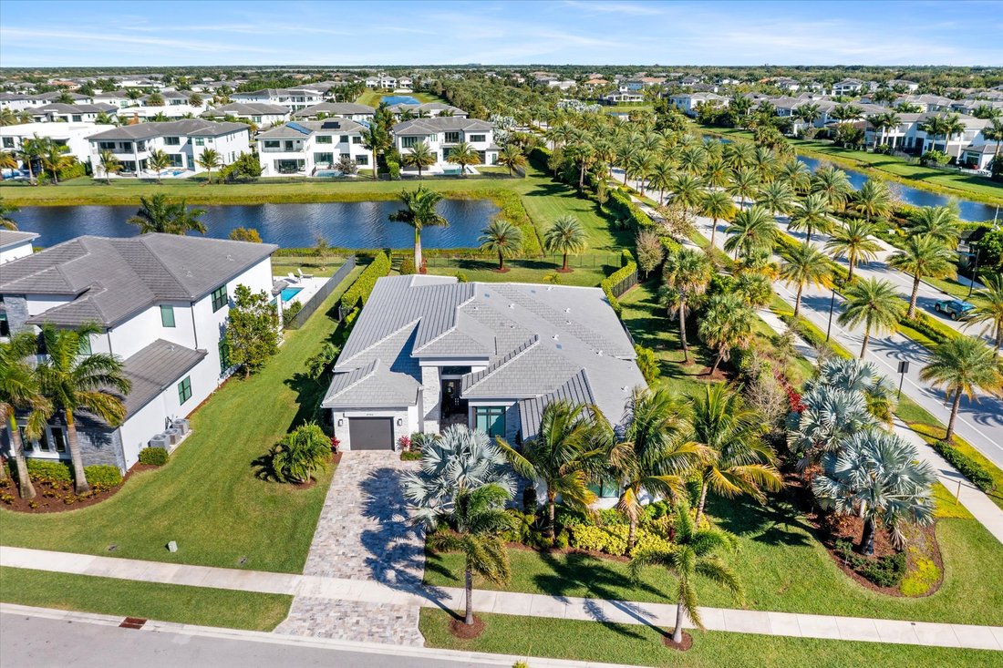 Boca Raton, Florida, United States 2 - 15323782