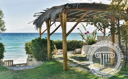 Villa in Kassandra, Macedonia and Thrace, Greece 1