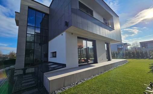 Villa in Budapest, Budapest, Hungary 1