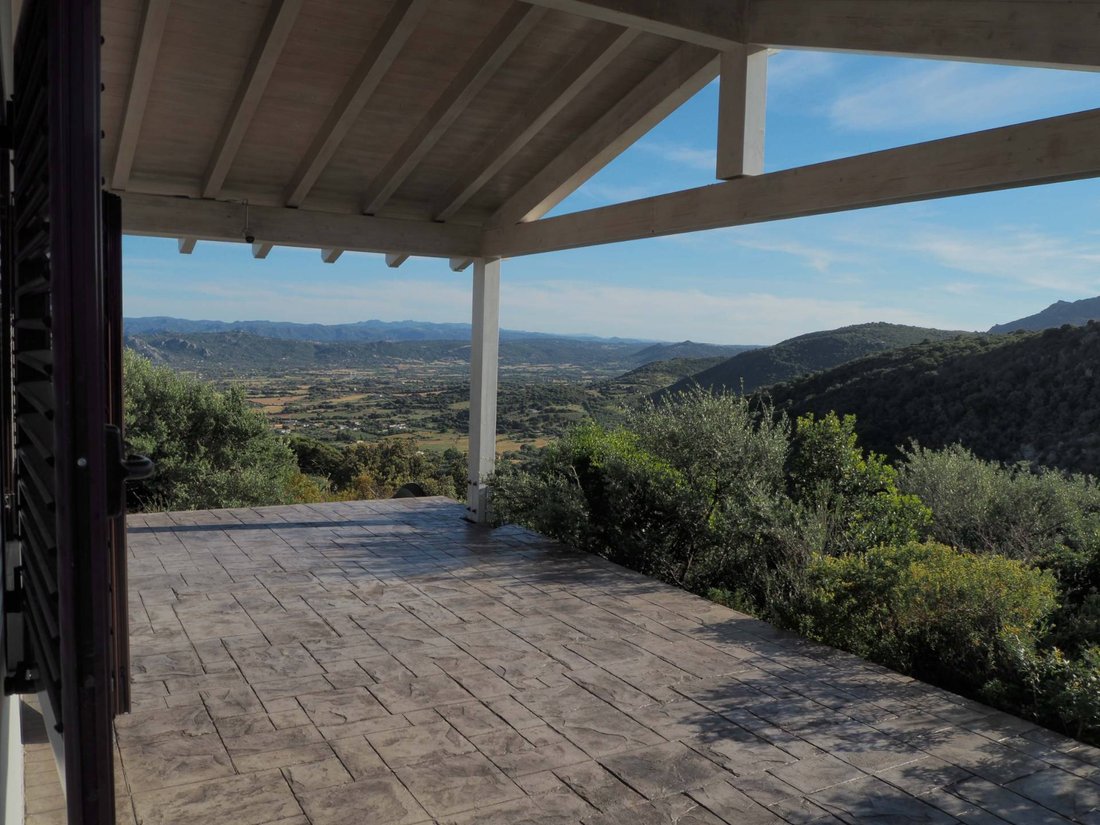 Villa in Peripheral Fractions, Olbia, Sardinia 4 - 15325513