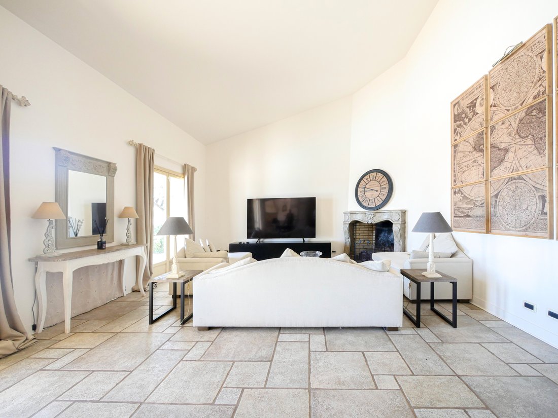 Villa in La Turbie, Provence-Alpes-Côte d'Azur, France 5 - 15267386