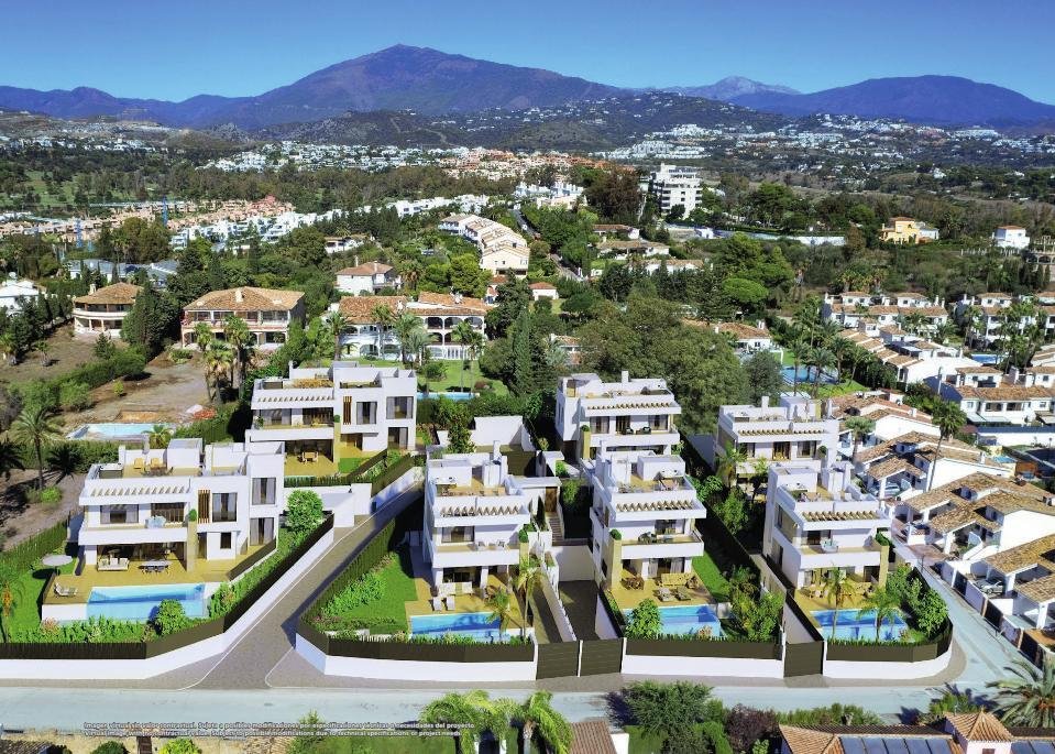 Villa in Estepona, Andalusia, Spain 2 - 15325251