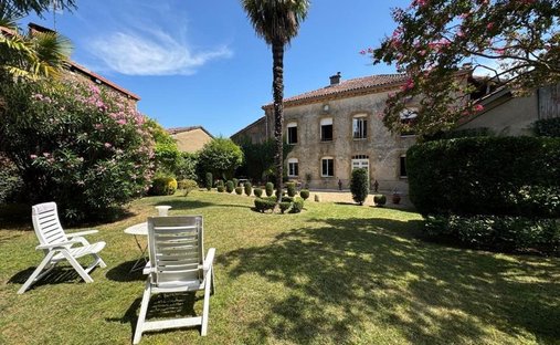 Townhouse in Boulogne-sur-Gesse, Occitania, France 1