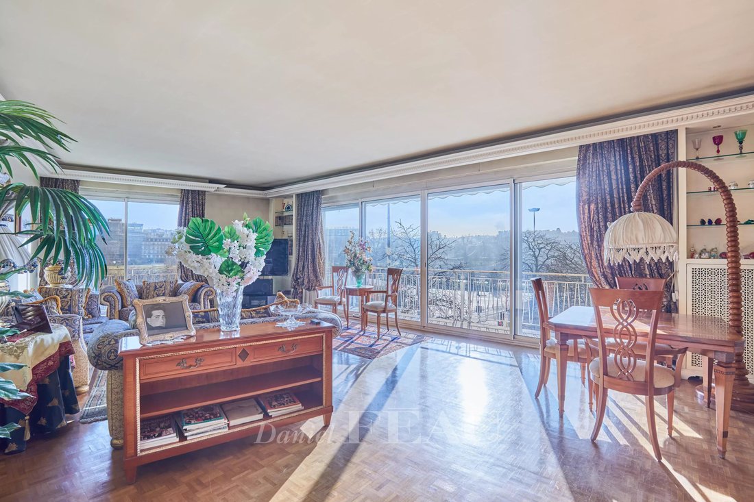 Apartment in Porte Dauphine, Paris 16e Arrondissement, Paris 4 - 15326151