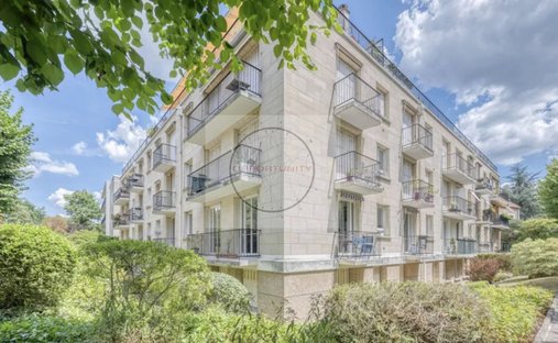 Appartement à Nogent-sur-Marne, Île-de-France, France 1