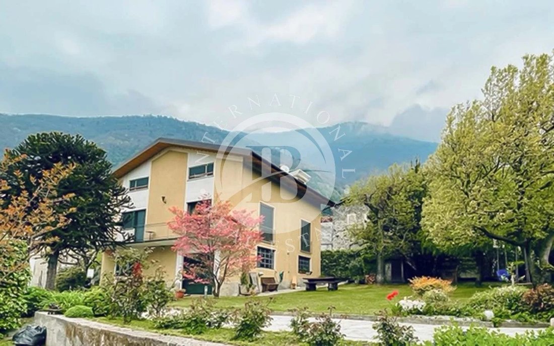 Villa in Dubino, Lombardy, Italy 5 - 15325664