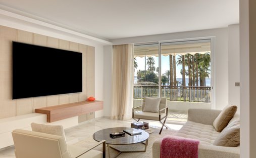 Apartment in Saint Nicolas, Cannes, France 1