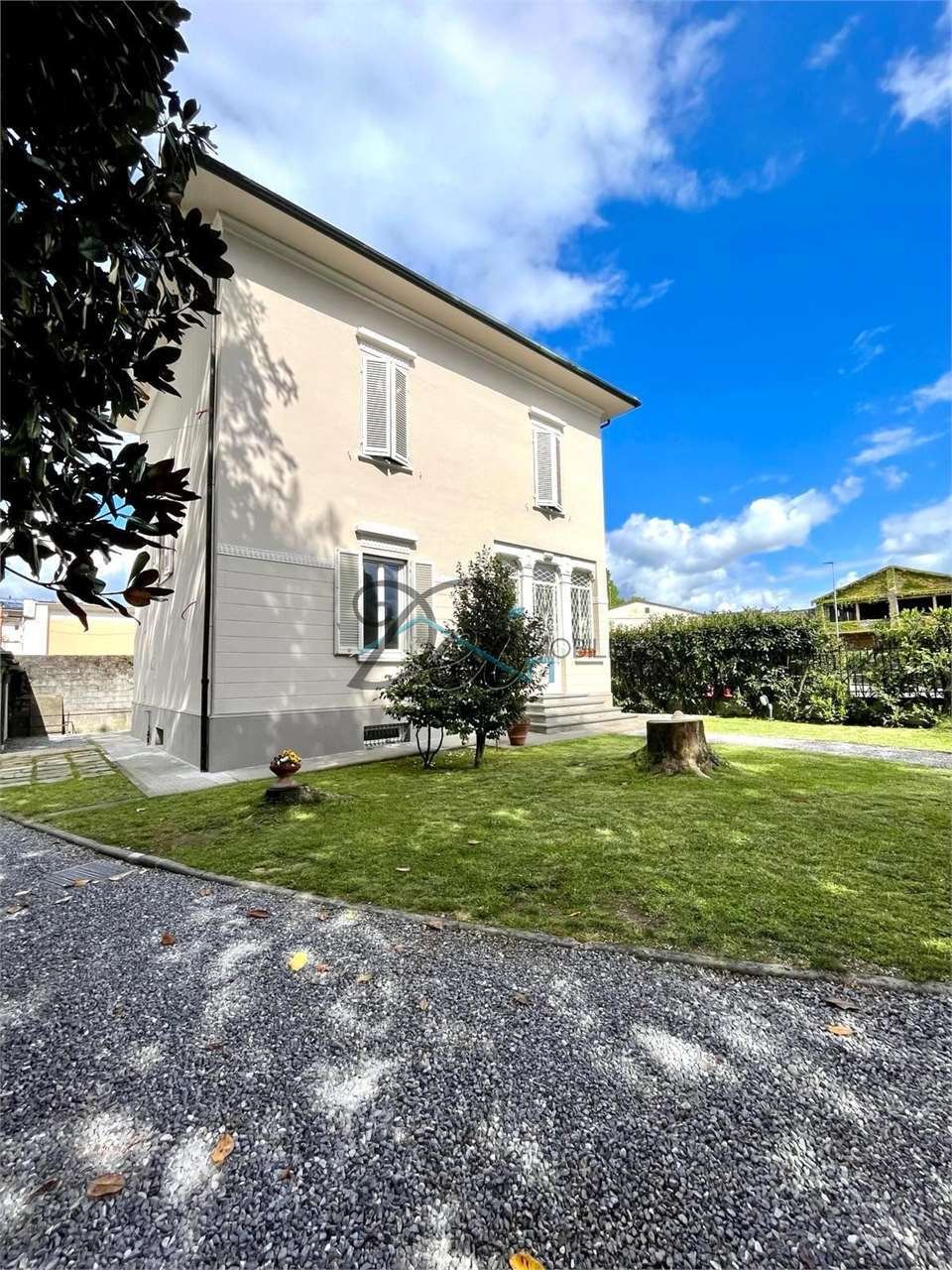 Villa in Santissima Annunziata, Lucca, Italy 4 - 15328740