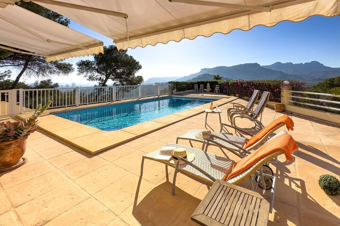Chalet in Calp / Calpe, Valencian Community, Spain 2 - 15329778