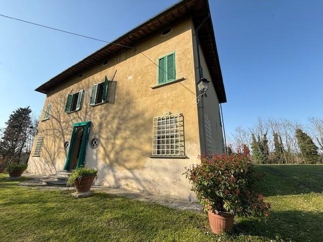 Villa in Fucecchio, Tuscany, Italy 4 - 15328597