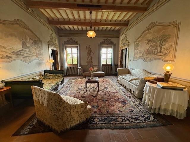 Villa in Fucecchio, Tuscany, Italy 1 - 15328597