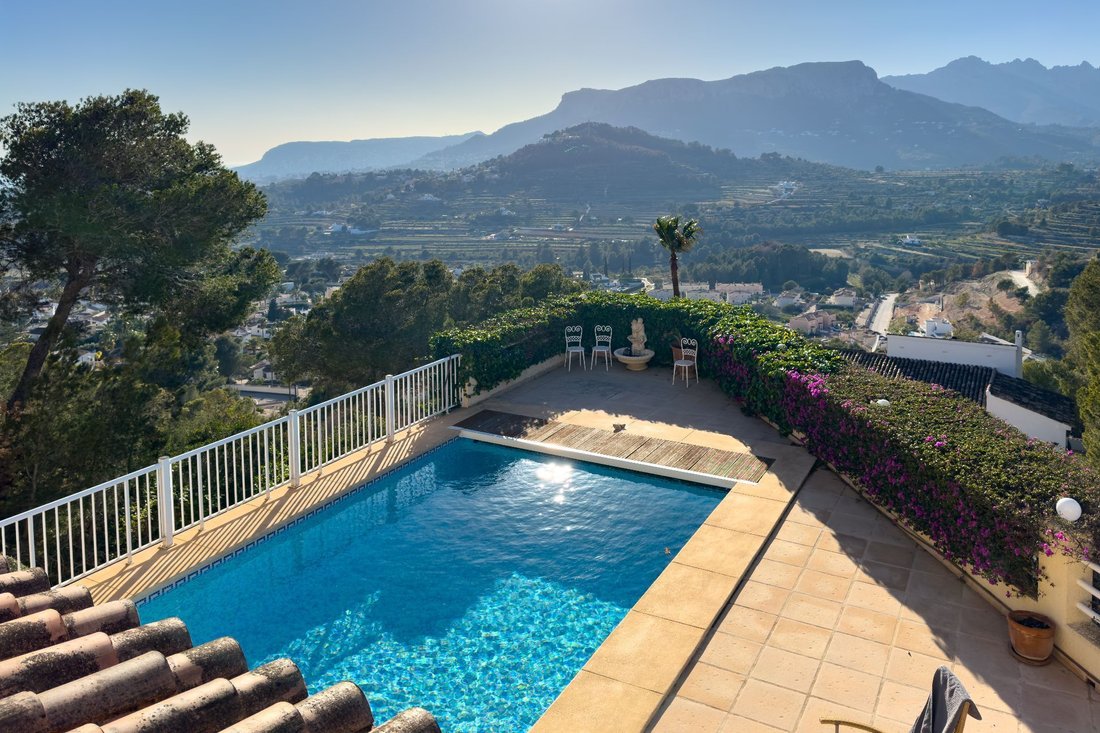 Chalet in Calp / Calpe, Valencian Community, Spain 1 - 15329778