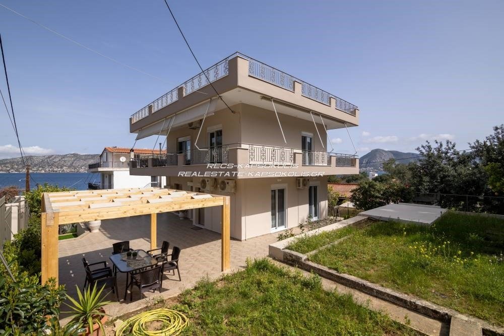 House in Aianteio Community, Salamina, Greece 1 - 15326881