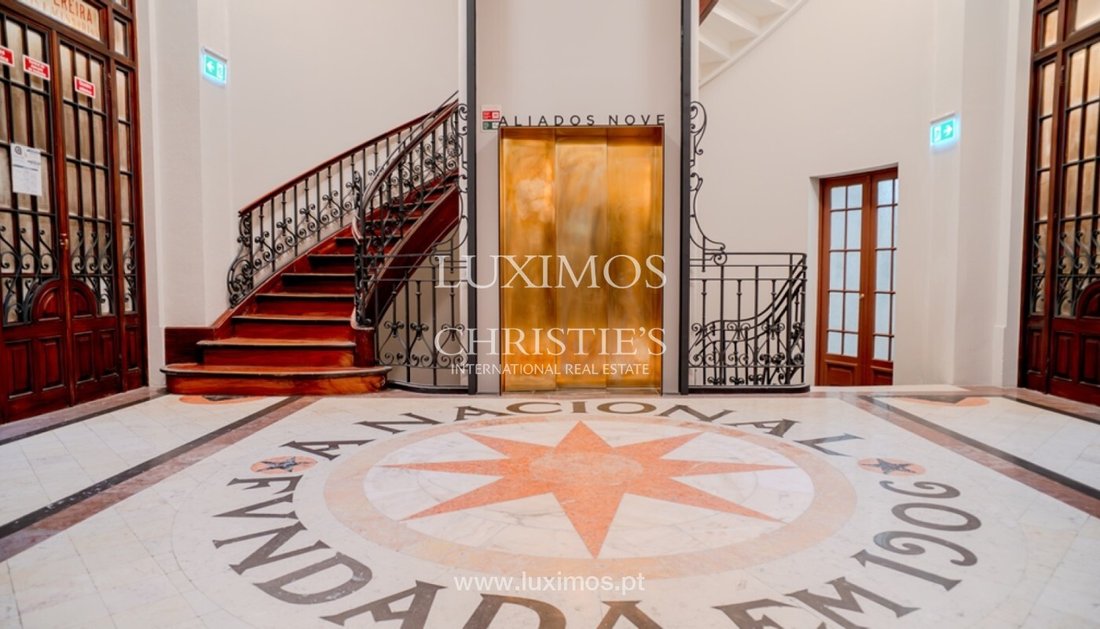 Apartment in Cedofeita, Santo Ildefonso, Se, Miragaia, Sao Nicolau e Vitoria, Porto District, Portugal 2 - 15328177