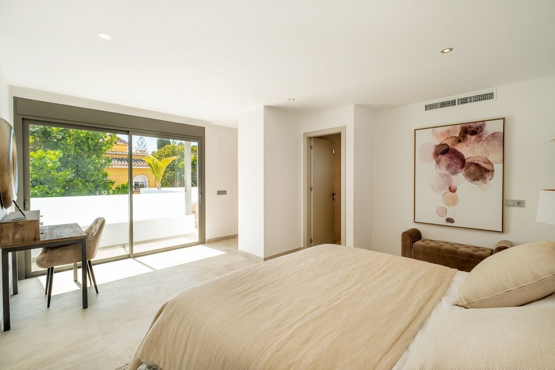 Villa in Puerto Banus, Marbella, Spain 5 - 15328754