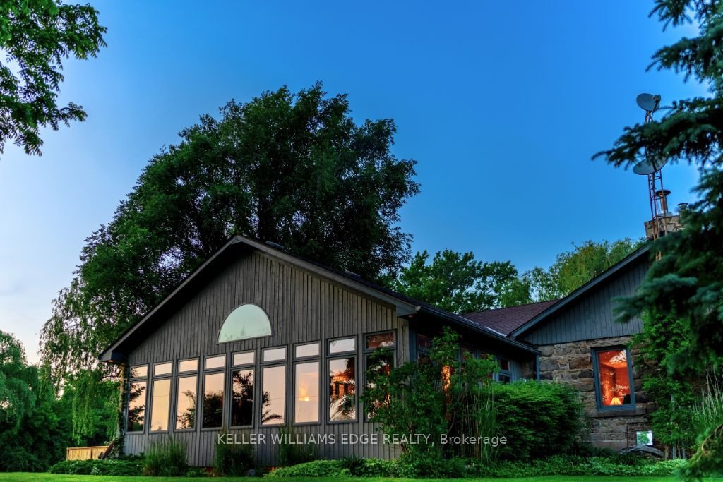 House in Burlington, Ontario, Canada 5 - 15329412