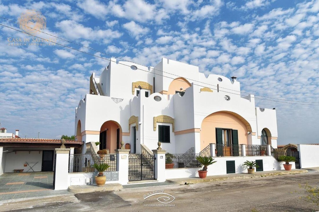 Villa in Alessano, Apulia, Italy 1 - 15328603