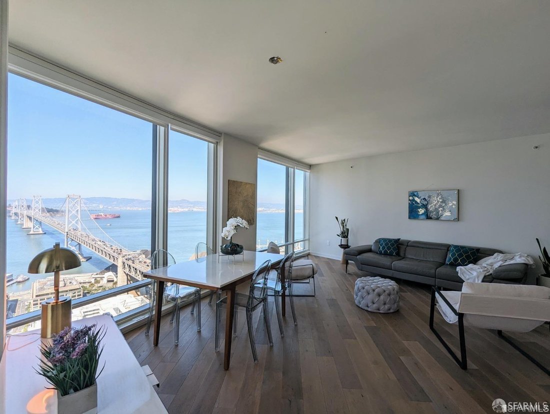 Breathtaking Views Of The Bay And In San Francisco, California, United ... - High-End Oceanfront Condos In San Francisco