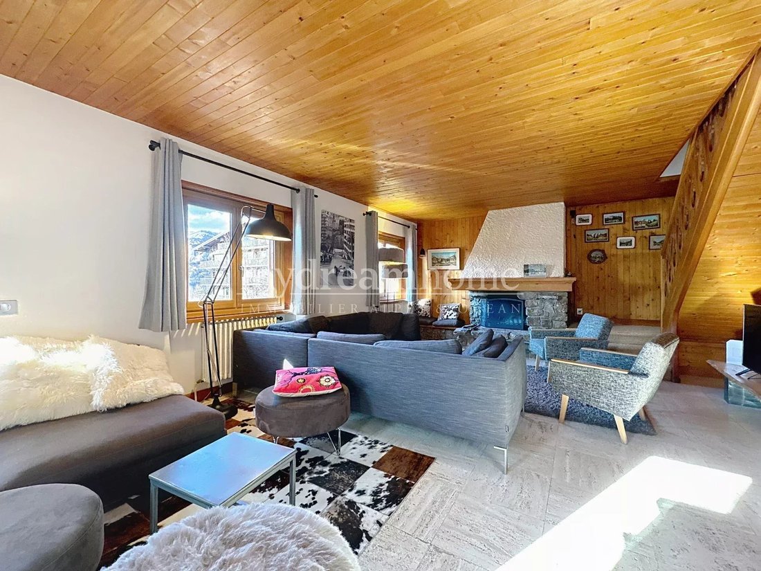 Chalet in Crest-Voland, Auvergne-Rhône-Alpes, France 3 - 15329873