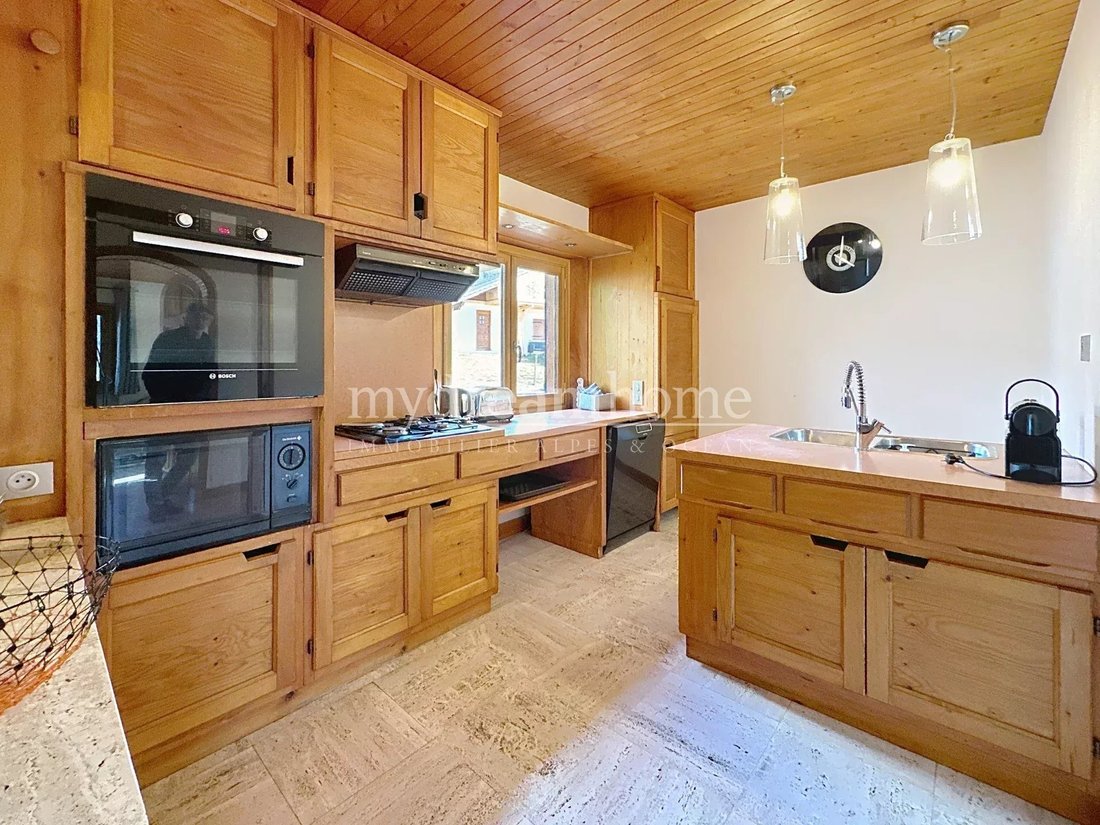 Chalet in Crest-Voland, Auvergne-Rhône-Alpes, France 5 - 15329873