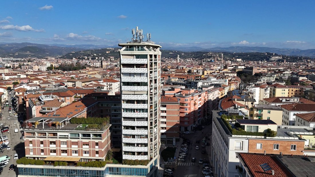 Apartment in Verona, Veneto, Italy 1 - 15329137