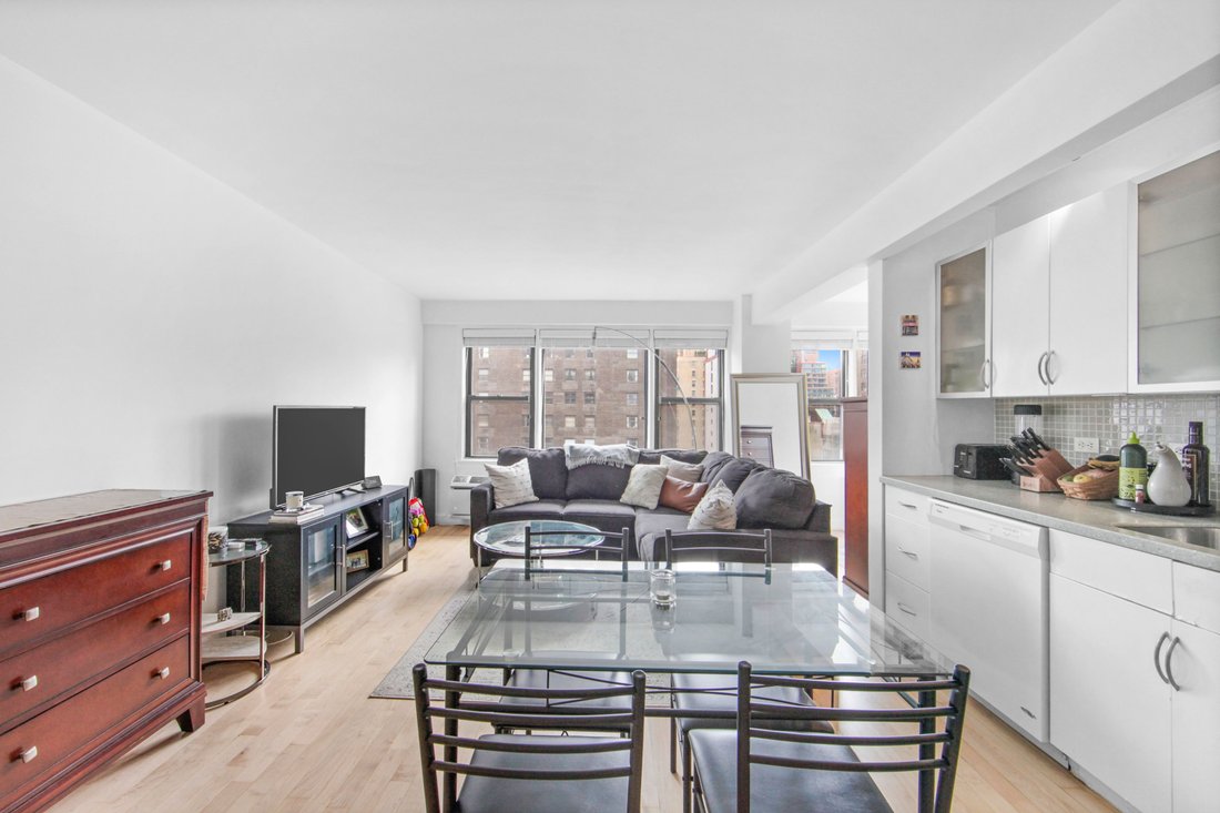 Co Op in New York, New York, United States 3 - 14349485
