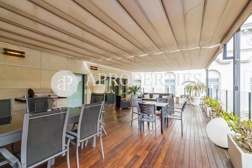 Penthouse in Ciutat Vella, Valencia, Spain 1 - 15330819