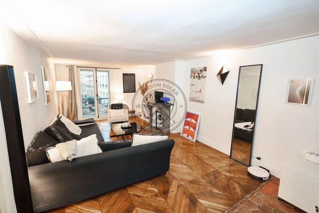 Apartment in Saint Gervais, Paris 4e Arrondissement, Paris 1 - 15332187