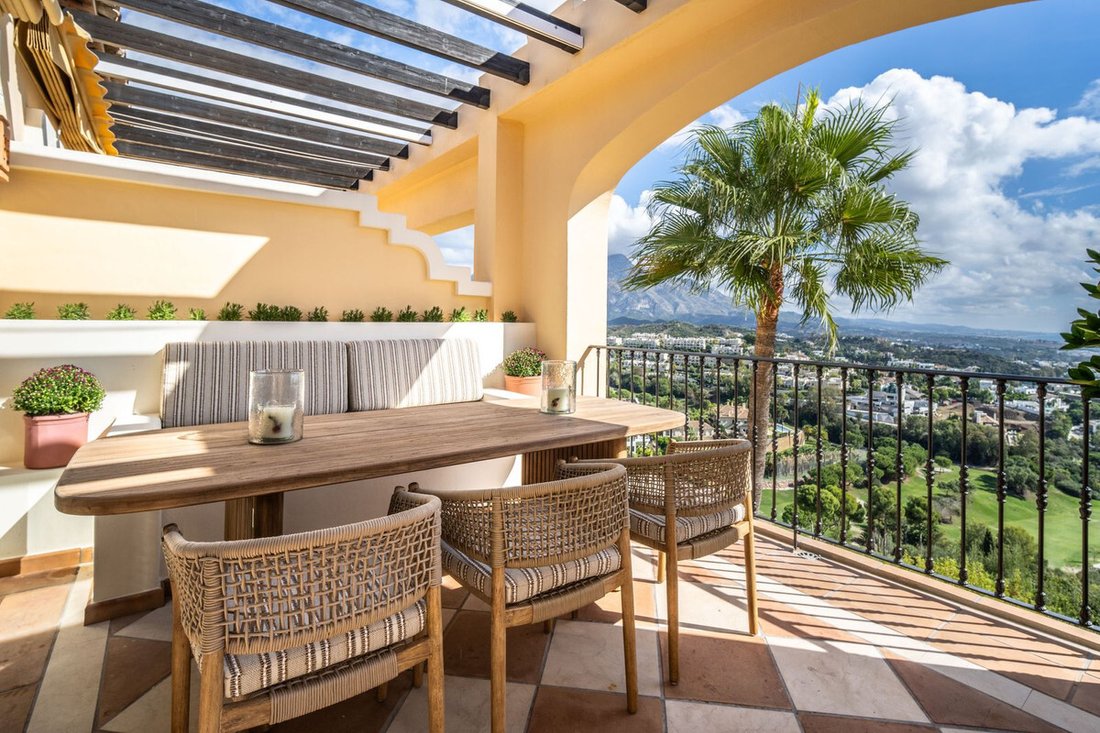 Penthouse in La Quinta, Benahavis, Andalusia 1 - 15331216