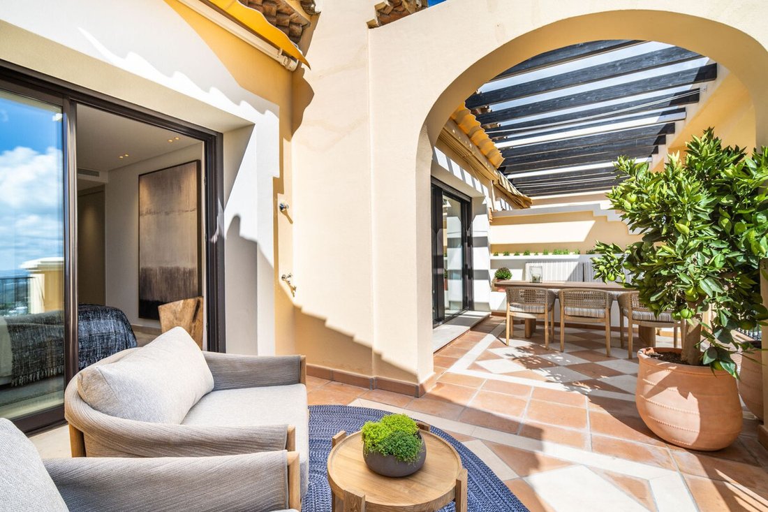 Penthouse in La Quinta, Benahavis, Andalusia 2 - 15331216