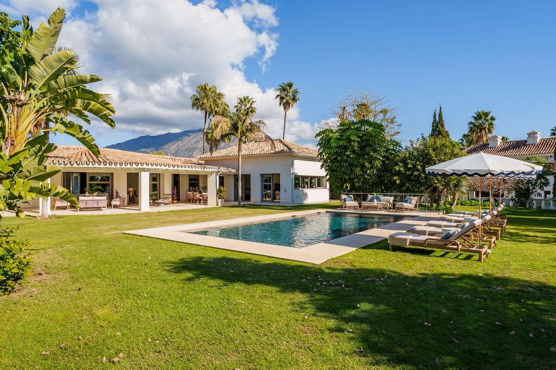 Villa à Nueva Andalucia, Marbella, Espagne 1 - 15331225