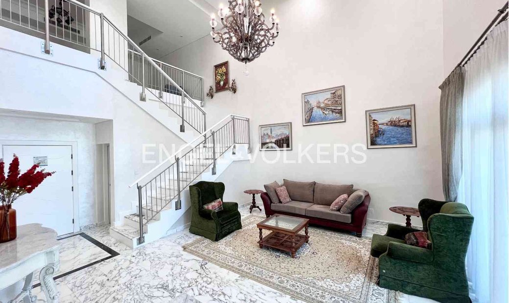 Image showcasing Billionaire Makes Waitress Perform Piano at His Party to Mock Her — But ...