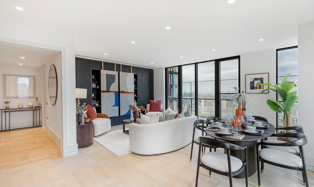 Photo inspiration: Visual Reference: Three Bedroom Apartment With Stunning Views In London England United
