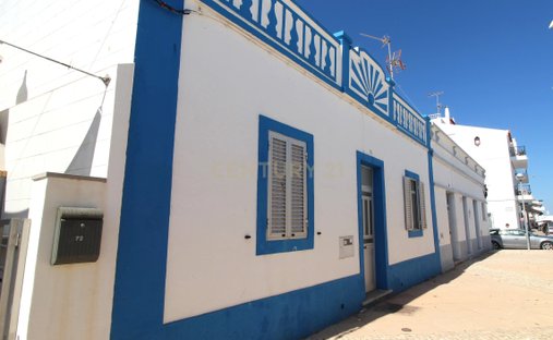 Villa in Santa Luzia, Algarve, Portugal 1