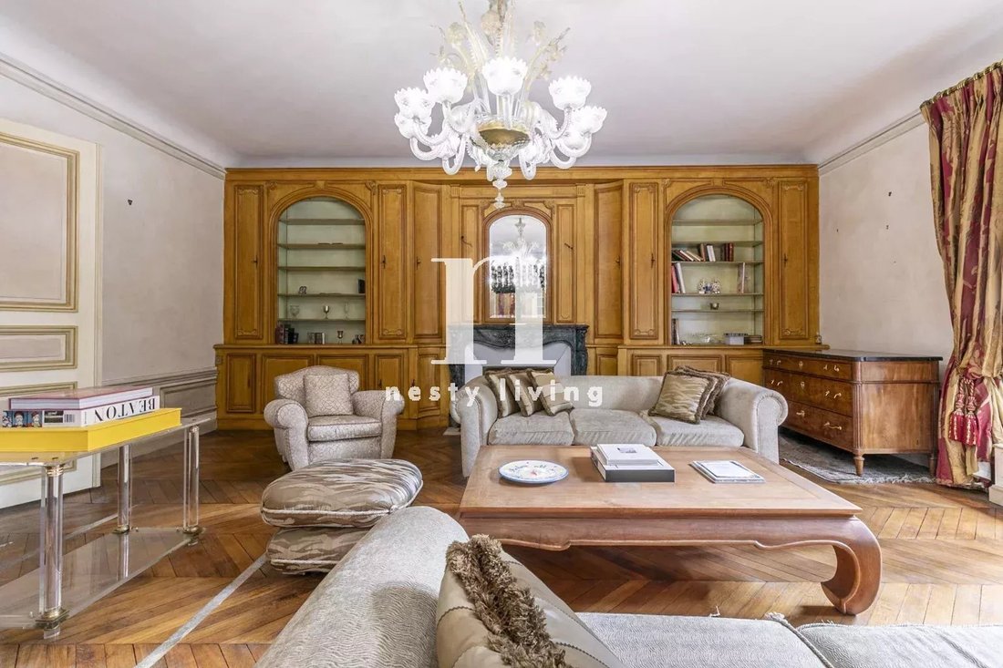 Apartment in Porte Dauphine, Paris 16e Arrondissement, Paris 3 - 15331270