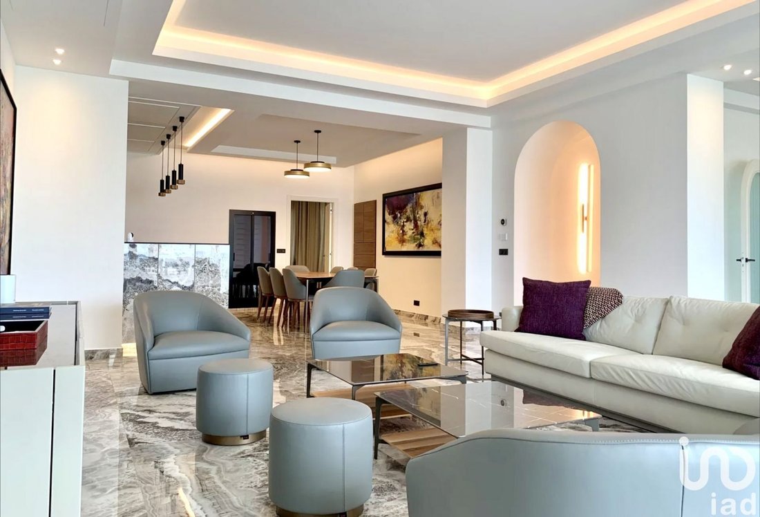 Apartment in French Riviera, Provence-Alpes-Côte d'Azur, France 4 - 15339846