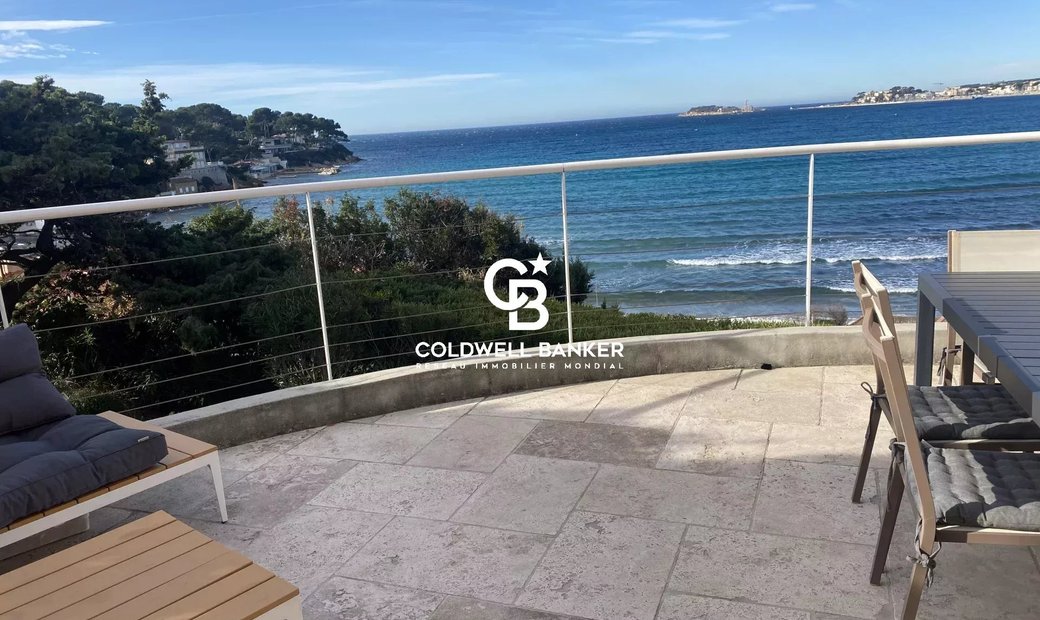 Magnificent Seafront In Sanary Sur Mer, Provence Alpes Côte D'azur ...