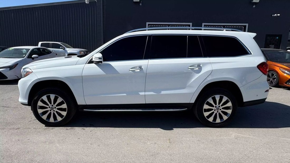 Suv in Frankfort, IN, United States 3 - 15333626