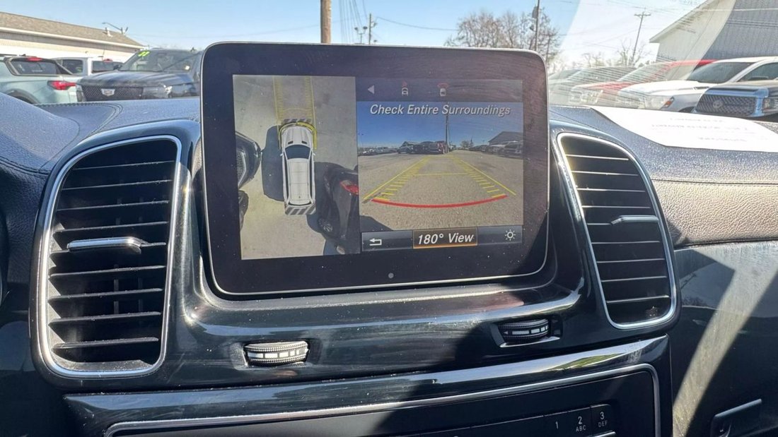 Suv in Frankfort, IN, United States 5 - 15333626