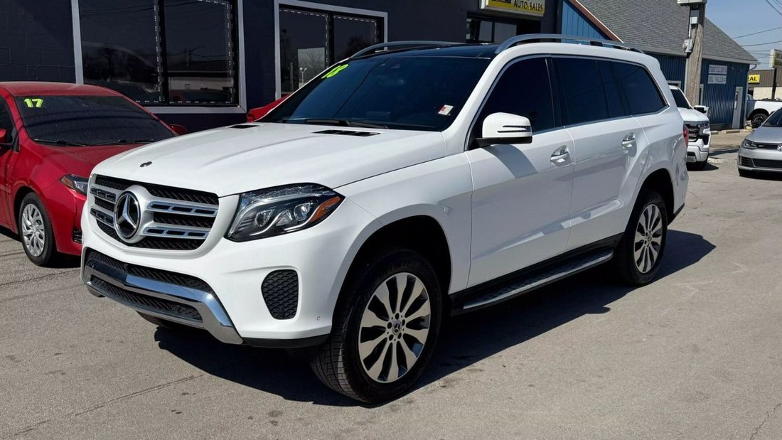 Suv in Frankfort, IN, United States 1 - 15333626