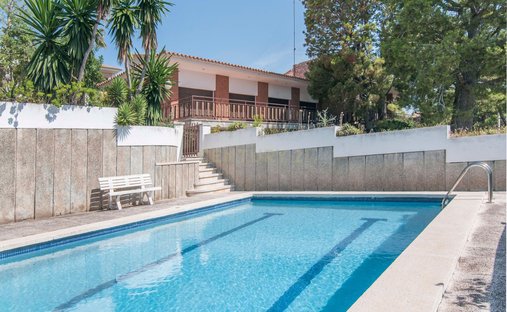 Villa in Segur de Calafell, Catalonia, Spain 1