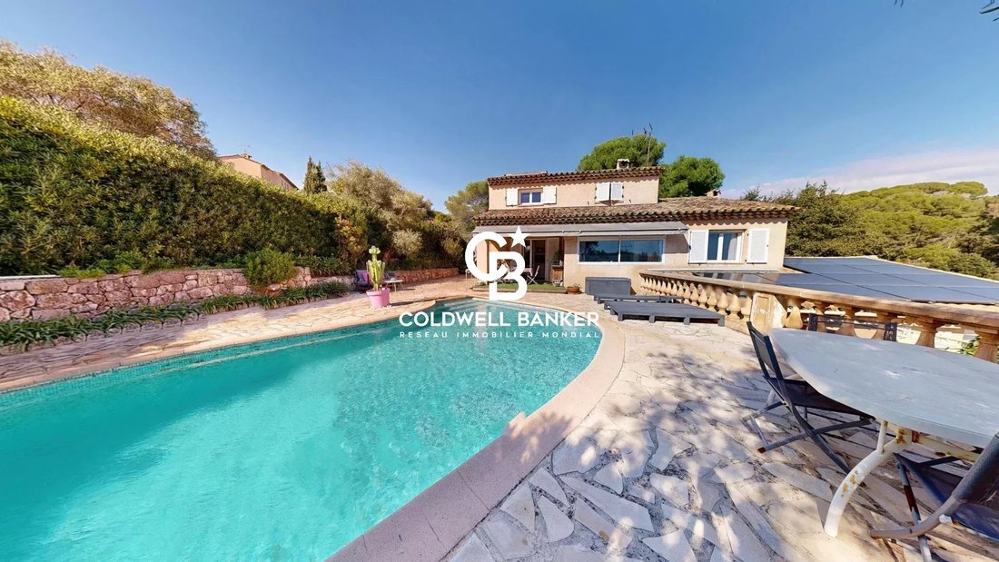 Villa in Antibes, Provence-Alpes-Côte d'Azur, France 2 - 15337182