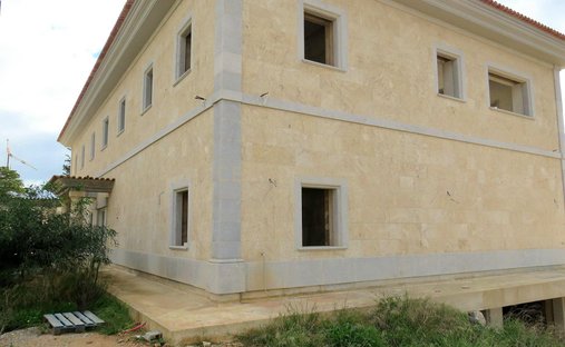 Villa in Olhos de Agua, Algarve, Portugal 1