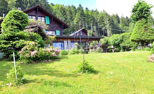 House in Châtel-Saint-Denis, Fribourg, Switzerland 1