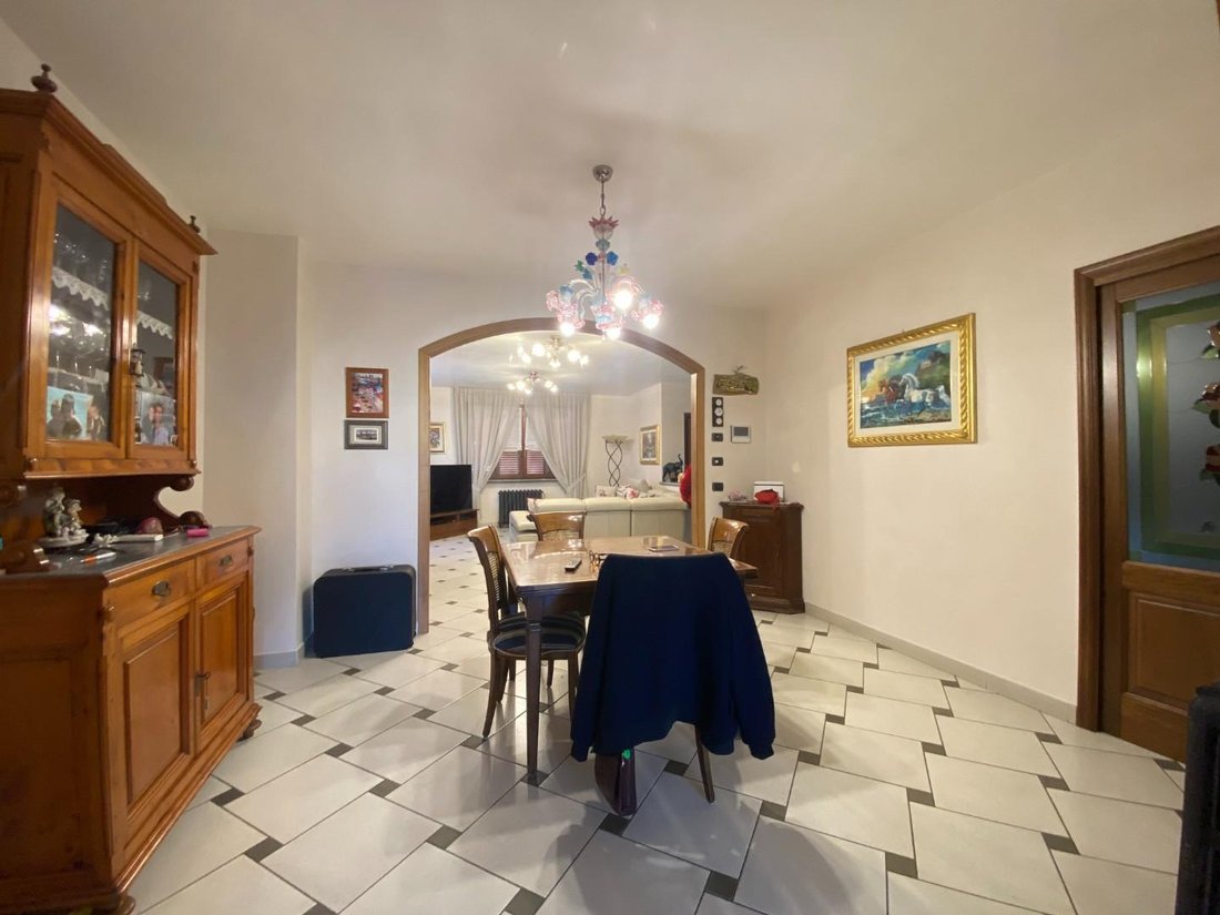 Villa in Poggio a Caiano, Tuscany, Italy 5 - 15337245