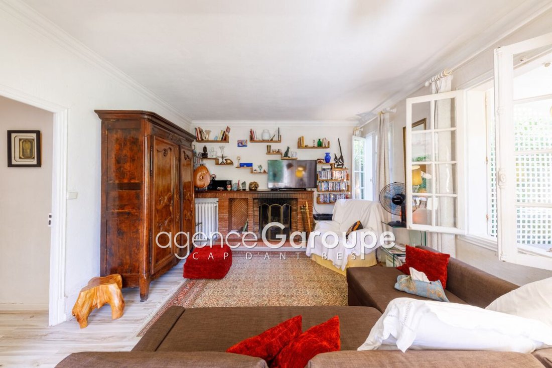Villa in Antibes, Provence-Alpes-Côte d'Azur, France 3 - 15336538