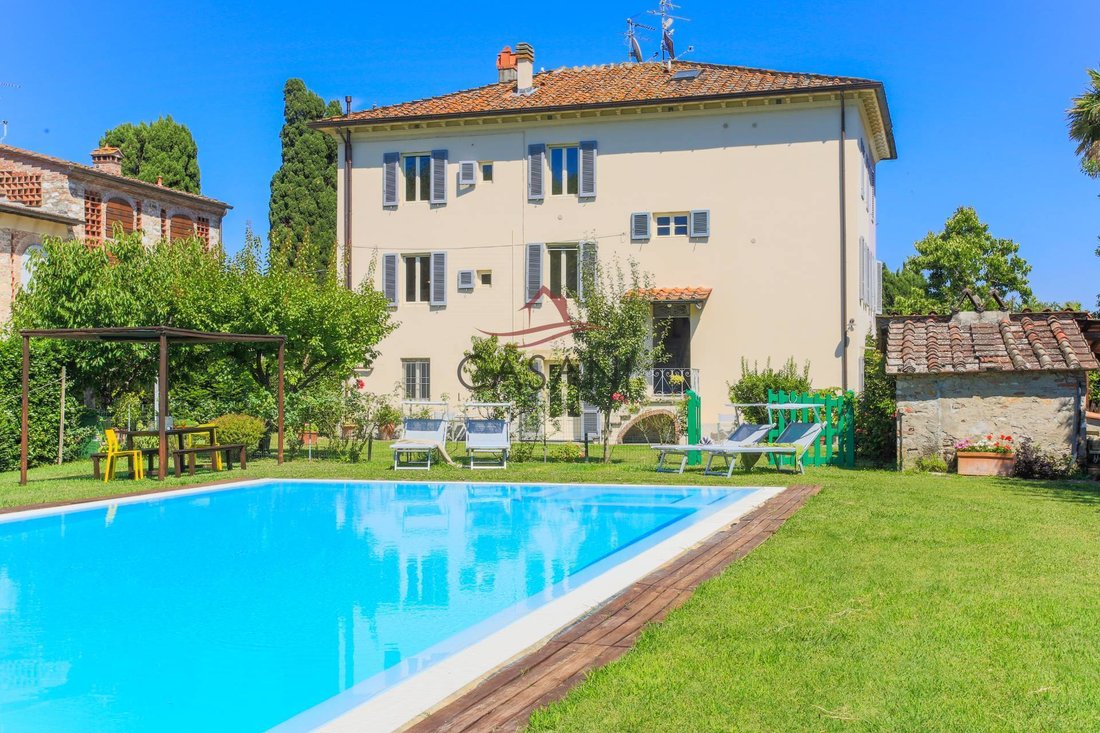 Villa in Montuolo - Fagnano, Lucca, Italy 1 - 15337942