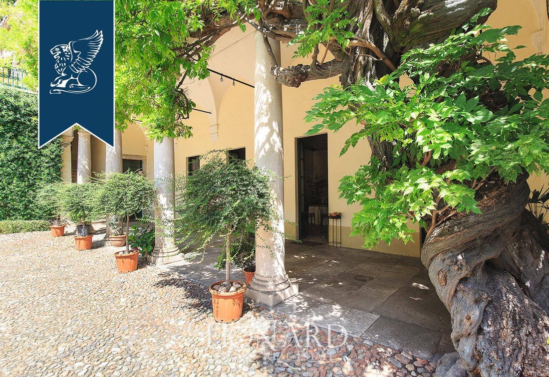 Villa in Castello Cabiaglio, Lombardy, Italy 5 - 15338295